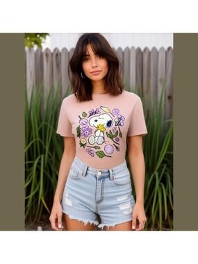Peanuts Snoopy Woodstock Unisex Short Sleeve Floral Graphic T-Shirt